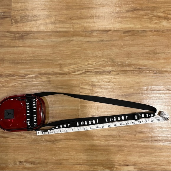 Nike Air Jordan jelly festival crossbody bag red, Rare - Picture 6 of 15